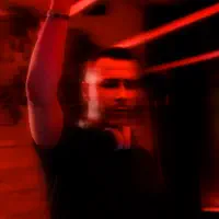 Ascolta undefined, guarda video musicali, leggi la biografia, vedi le date del tour & altro!