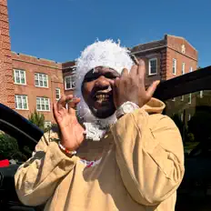 收听 38 Hauncho、观看音乐视频、阅读小传、查看巡演日期等 ！