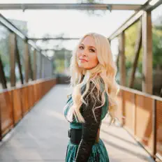 Listen to Jillian Warman, watch music videos, read bio, see tour dates & more!