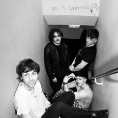 The Drive.を聴いたり、ミュージックビデオを鑑賞したり、経歴やツアー日程などを確認したりしましょう！