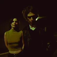 聆聽 Leftwich、觀看音樂影片、閱讀小傳、查看巡演日期等！