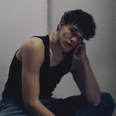 Ascolta Nicolo Filippucci, guarda video musicali, leggi la biografia, vedi le date del tour & altro!