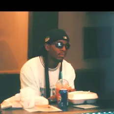 收听 Ricksterr、观看音乐视频、阅读小传、查看巡演日期等 ！