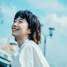 Yoko Suzuki सुनें, म्यूज़िक वीडियो देखें, बायो पढ़ें, दौरे की तारीखें और बहुत कुछ देखें!