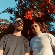 Ouça Orange House, assista a videoclipes, leia a biografia, veja as datas das turnês e mais!