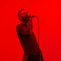 I.AM.BARCODEを聴いたり、ミュージックビデオを鑑賞したり、経歴やツアー日程などを確認したりしましょう！