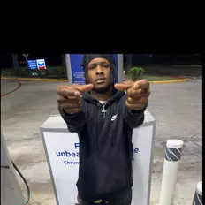 Escucha a Laa4, mira videos musicales, lee su biografía, consulta las fechas de las gira y más.