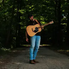 Ouve Mike Cunningham, vê vídeos de música, lê a biografia, vê as datas da digressão e muito mais!