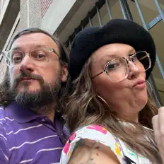 Écoutez 90 Minute Cassette, regardez des vidéoclips, lisez la biographie, consultez les dates de tournée et plus encore !