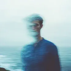 Listen to Aviór, watch music videos, read bio, see tour dates & more!