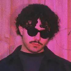聆聽 Dylan Jett、觀看音樂影片、閱讀小傳、查看巡演日期等！