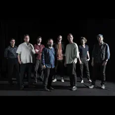 Ascolta Royal Street Orchestra, guarda video musicali, leggi la biografia, vedi le date del tour & altro!