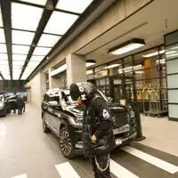 收听 undefined、观看音乐视频、阅读小传、查看巡演日期等 !