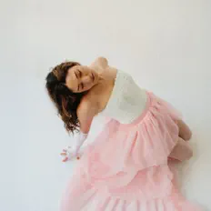 收听 She Is Jules、观看音乐视频、阅读小传、查看巡演日期等 ！