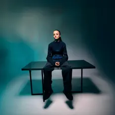 Dengarkan maya randle, tonton video musik, baca bio, lihat tanggal tur & lainnya!