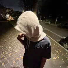 Ouve Vabs, vê vídeos de música, lê a biografia, vê as datas da digressão e muito mais!