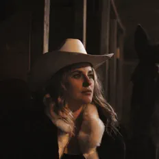 聆聽 Sandrine Hébert、觀看音樂影片、閱讀小傳、查看巡演日期等！