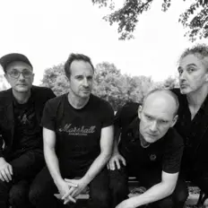 Rainer von Vielen सुनें, म्यूज़िक वीडियो देखें, बायो पढ़ें, दौरे की तारीखें और बहुत कुछ देखें!