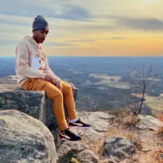 聆聽 Geaux Dudda、觀看音樂影片、閱讀小傳、查看巡演日期等！