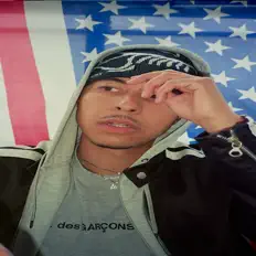 Hör dir LUIS an, schau dir Musikvideos an, lies die Biografie, finde Tourdaten und mehr!