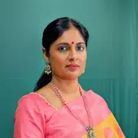 Poslechněte si interpreta undefined, sledujte hudební videa, přečtěte si životopis, podívejte se na data turné a další informace.