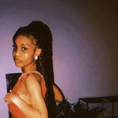 Listen to YAGIRLLAYC, watch music videos, read bio, see tour dates & more!