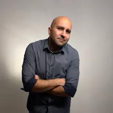 Ακούστε περιεχόμενο από Sorena Mars, παρακολουθήστε μουσικά βίντεο, διαβάστε το βιογραφικό, δείτε ημερομηνίες περιοδείας, και πολλά ακόμη!