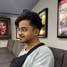 Ouve Dee Ven, vê vídeos de música, lê a biografia, vê as datas da digressão e muito mais!