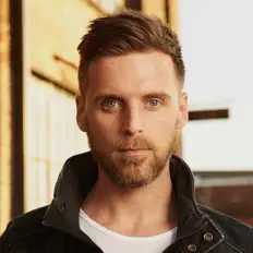 Dengarkan B.Reith, tonton video musik, baca bio, lihat tanggal tur & lainnya!