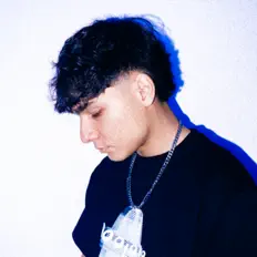 Dengarkan qmalbb, tonton video musik, baca bio, lihat tanggal tur & lainnya!