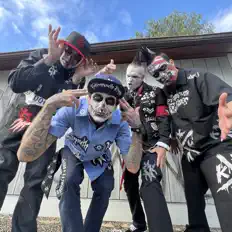 Dengarkan Kottonmouth Kings, tonton video musik, baca bio, lihat tanggal tur & lainnya!
