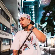 Ouça Vandal, assista a videoclipes, leia a biografia, veja as datas das turnês e mais!