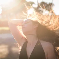 Listen to Rose Weissberg, watch music videos, read bio, see tour dates & more!