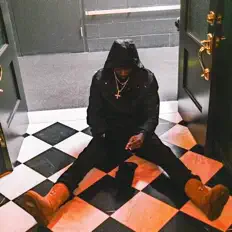 聆聽 ApolloRed1、觀看音樂影片、閱讀小傳、查看巡演日期等！