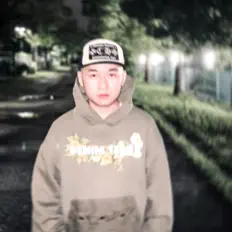 Ascolta Yung Schizo, guarda video musicali, leggi la biografia, vedi le date del tour & altro!