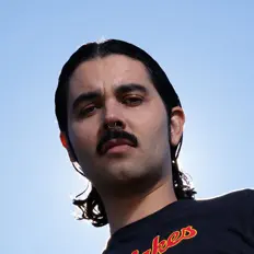 Listen to Hemi Hemingway, watch music videos, read bio, see tour dates & more!