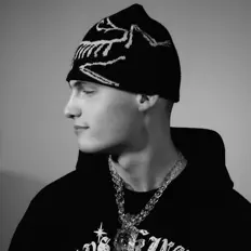 Lil CJ dinle, müzik videolarını izle, biyografisini oku, tur tarihlerini ve daha fazlasını gör!