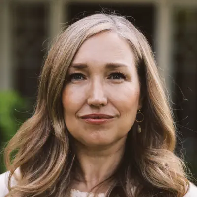 Listen to Dayna Manning, watch music videos, read bio, see tour dates & more!