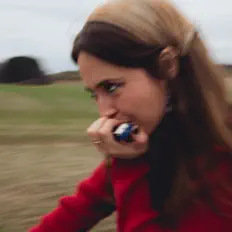 Escucha a Kristen Ingrid, mira vídeos musicales, lee la biografía, consulta fechas de giras y mucho más.