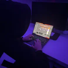 Dengarkan HBsyncHD, tonton video musik, baca bio, lihat tanggal tur & lainnya!