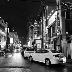Danyを聴いたり、ミュージックビデオを鑑賞したり、経歴やツアー日程などを確認したりしましょう！