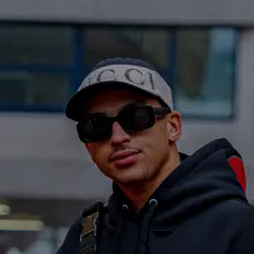 收听 Nekki、观看音乐视频、阅读小传、查看巡演日期等 ！