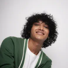 收听 Areesh BROWN、观看音乐视频、阅读小传、查看巡演日期等 ！