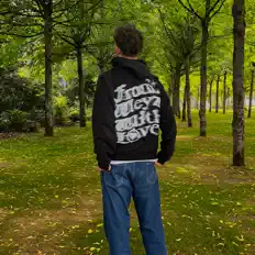 Escucha a Dam!en, mira videos musicales, lee su biografía, consulta las fechas de las gira y más.