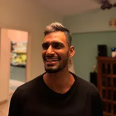 Catchy: песни, клипы, биография, даты выступлений и многое другое.