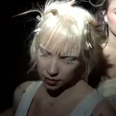 Écoutez mango dreamgirl, regardez des vidéoclips, lisez la biographie, consultez les dates de tournée et plus encore !