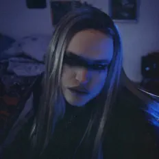Dengarkan Sylvia Baudelaire, tonton video musik, baca bio, lihat tanggal tur & lainnya!