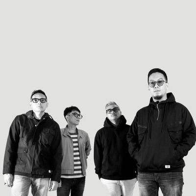 Listen to rumahsakit, watch music videos, read bio, see tour dates & more!