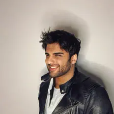 Escucha a Arif Altunkaya, mira videos musicales, lee su biografía, consulta las fechas de las gira y más.