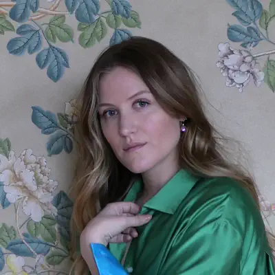 Listen to Tess Druckenmiller, watch music videos, read bio, see tour dates & more!